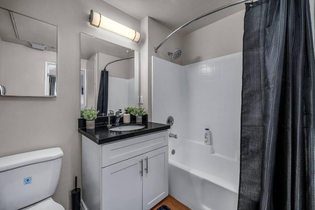 Stylish In Sunny Santa Monica Walk To & Pier Appartamento Los Angeles
